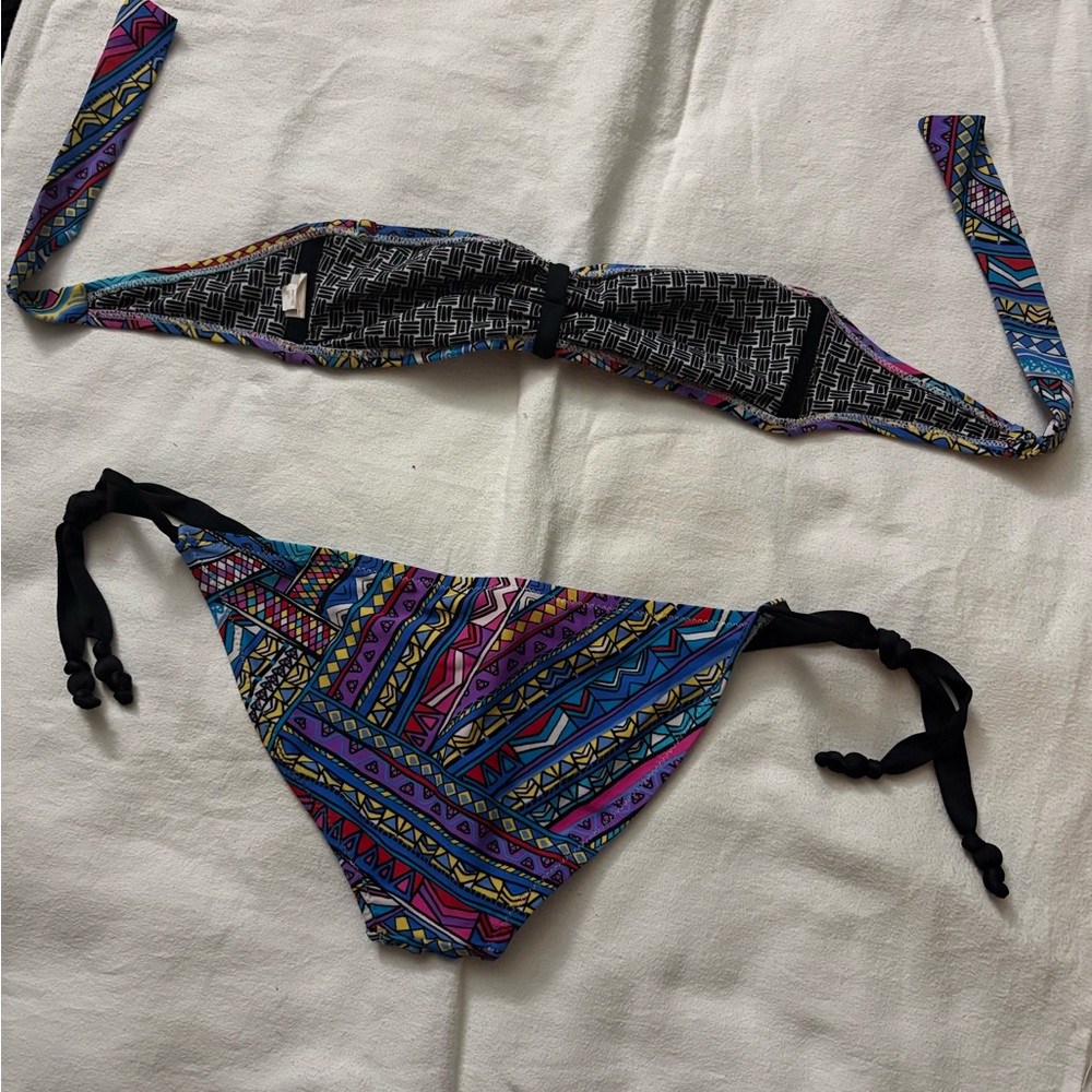 Target Multicolor Patterned Bikini - Picture 4 of 5